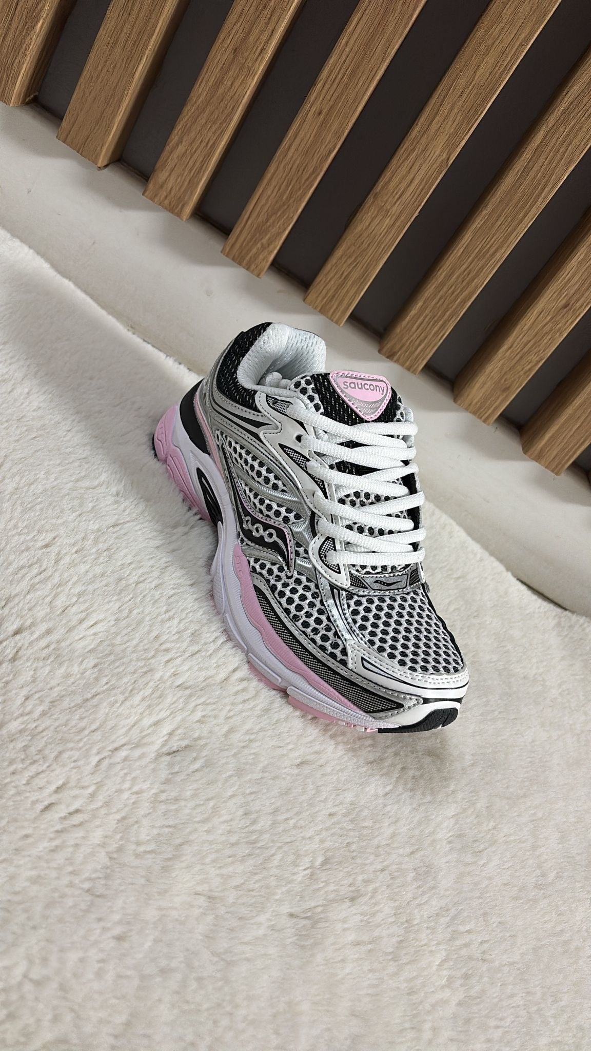 Omni9 Soft Pink