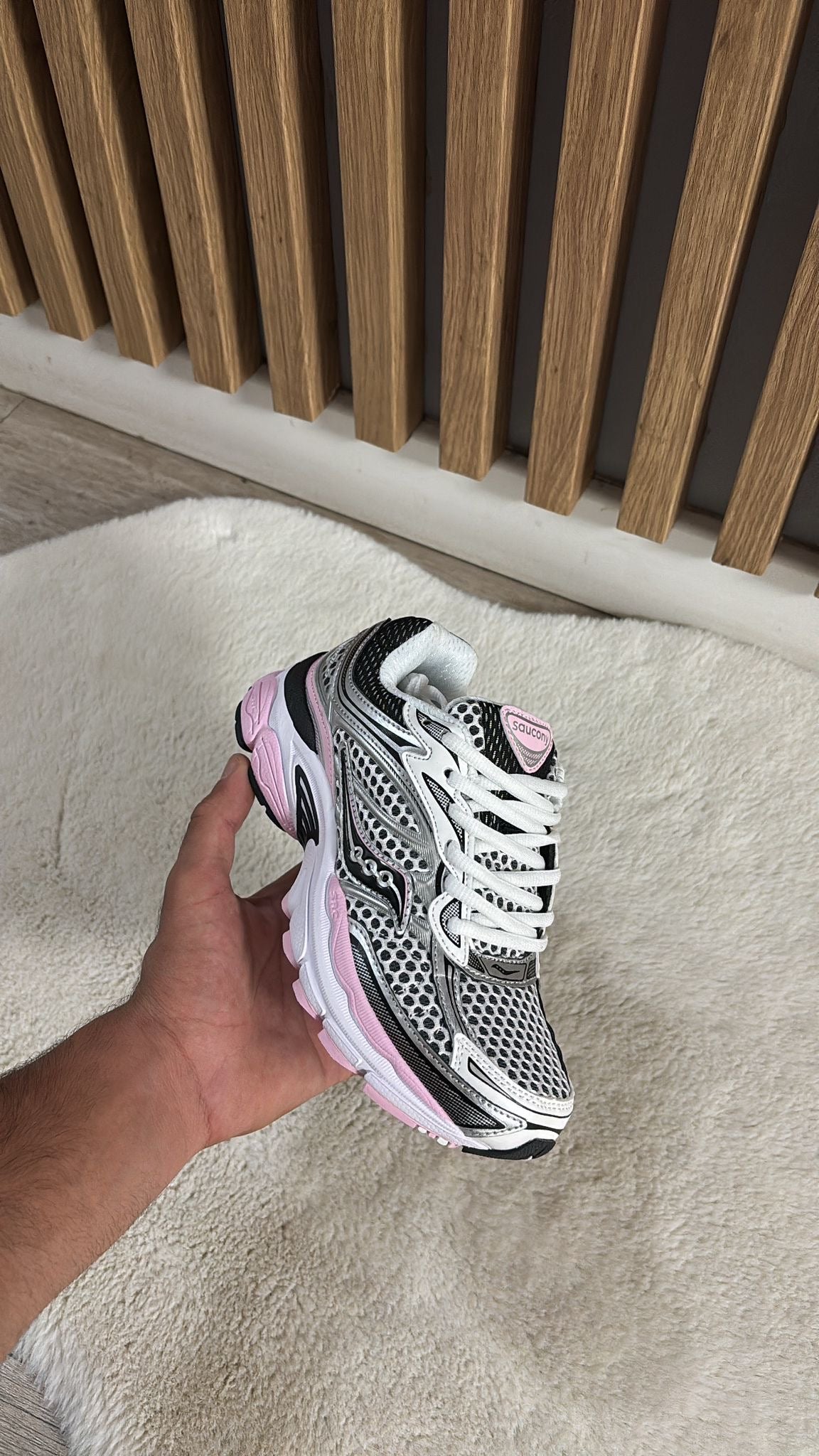 Omni9 Soft Pink